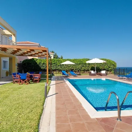 Skala Sleeps 6 * Spathion